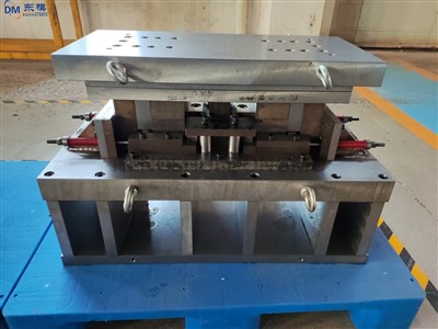 Fabricant de matrius d'estampació metàl·lica personalitzada i embutició profunda